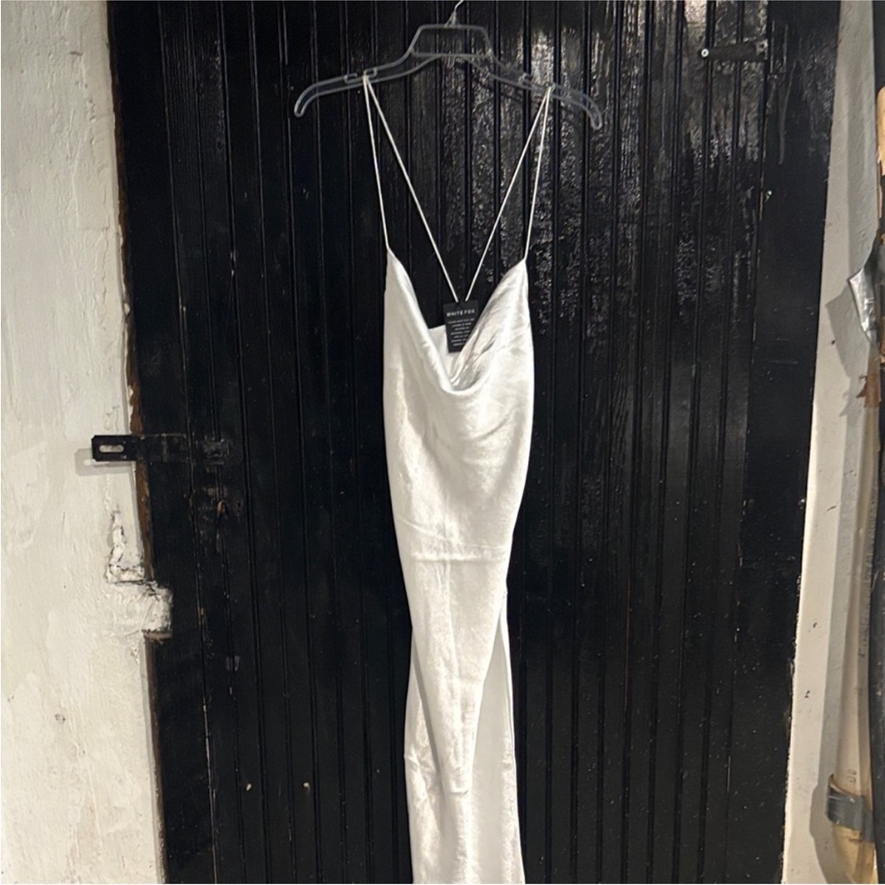 NWT  White Fox Satin Women Dress - small - Picture 4 of 5